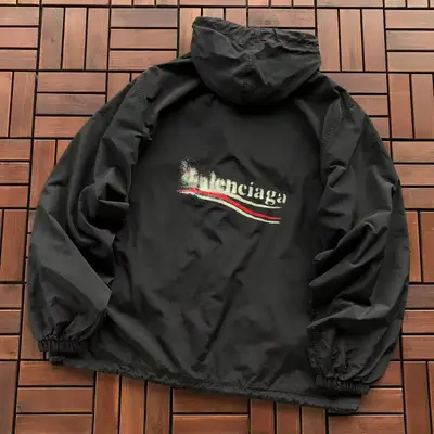 BALENCIAGA Jacke