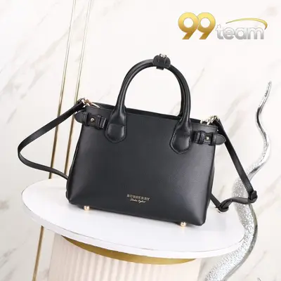 BURBERRY | Item ID: 21543