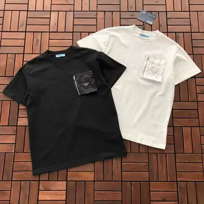 PRADA T-Shirt