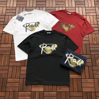 PRADA T-Shirt