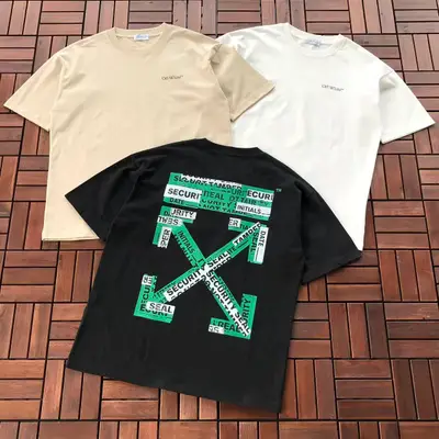 OFF-WHITE T-Shirt