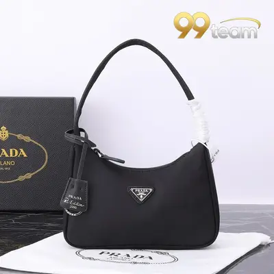 PRADA | Item ID: 08807
