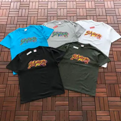 SUPREME T-Shirt