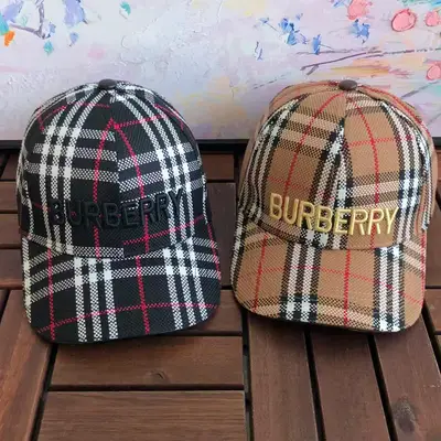 BURBERRY Cap