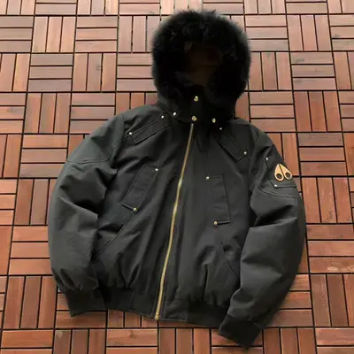 MOOSE KNUCKLES