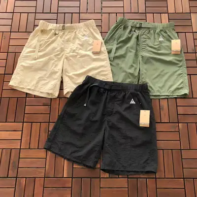 NIKE Shorts
