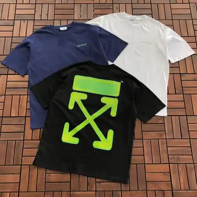 OFF-WHITE T-Shirt
