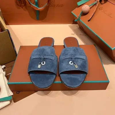 LORO PIANA