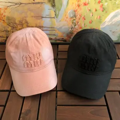 MIU MIU Cap
