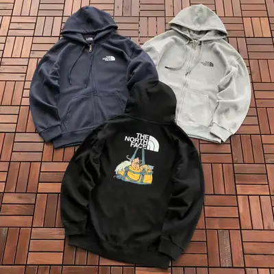 THE NORTH FACE Hoodie