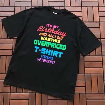 VETEMENTS T-Shirt