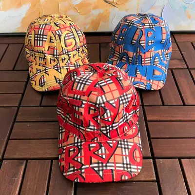 BURBERRY Cap