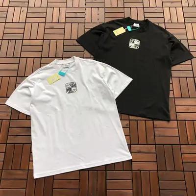 VETEMENTS T-Shirt