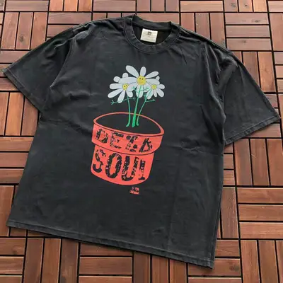 VINTAGE T-Shirt