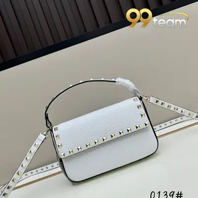 VALENTINO | Item ID: 18915
