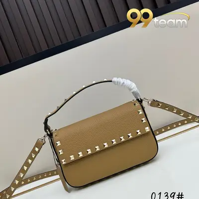 VALENTINO | Item ID: 18918