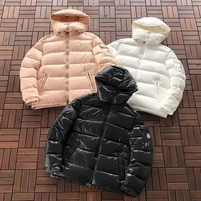 MONCLER Jacke