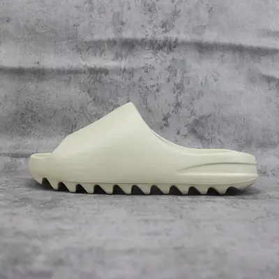 YEEZY