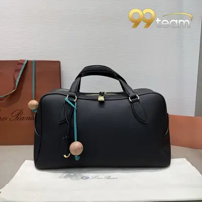 LORO PIANA | Item ID: 22044