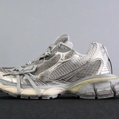BALENCIAGA