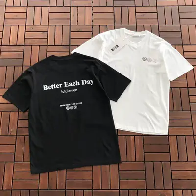 LULULEMON T-Shirt