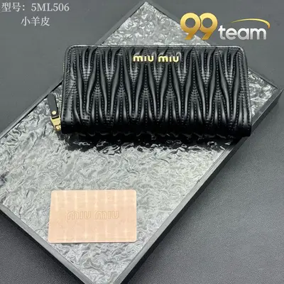 MIU MIU | Item ID: 08143