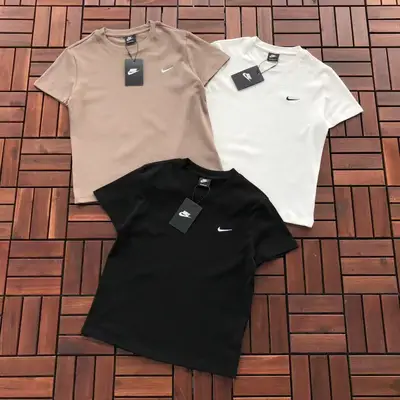 NIKE T-Shirt