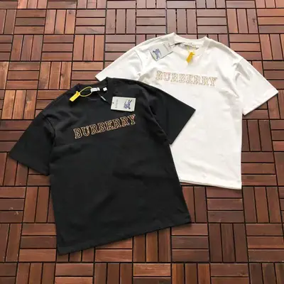 BURBERRY T-Shirt