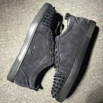LOUBOUTINS