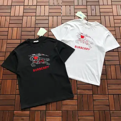 BURBERRY T-Shirt