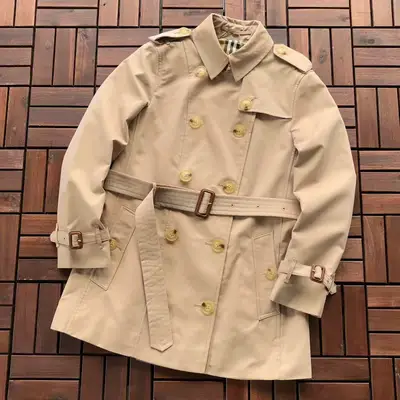 BURBERRY Jacke