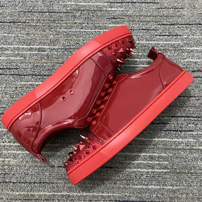 LOUBOUTINS