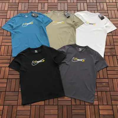 NIKE T-Shirt