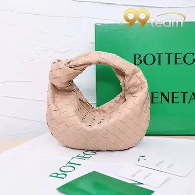 BOTTEGA VENETTA | Item ID: 20710