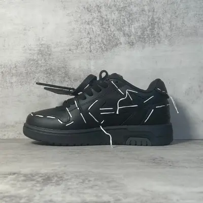 OFF-WHITE