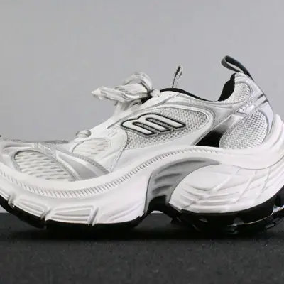 BALENCIAGA