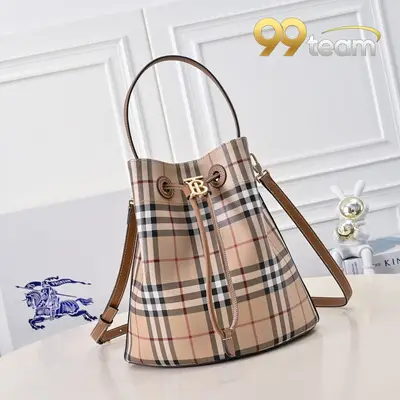 BURBERRY | Item ID: 21371