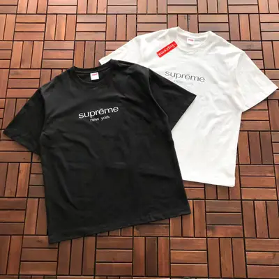 SUPREME T-Shirt