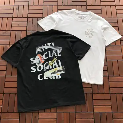 ANTI SOCIAL SOCIAL CLUB T-Shirt