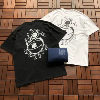 UNDEFEATED T-Shirt