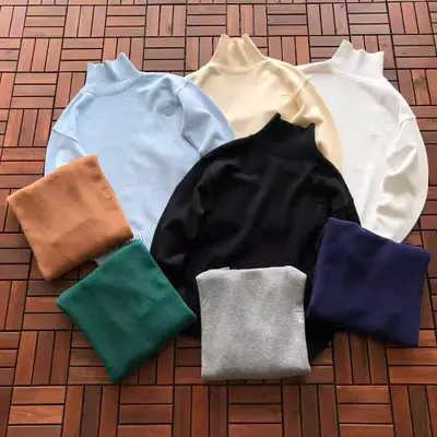 AMI Sweater