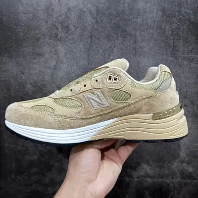 NEW BALANCE 992