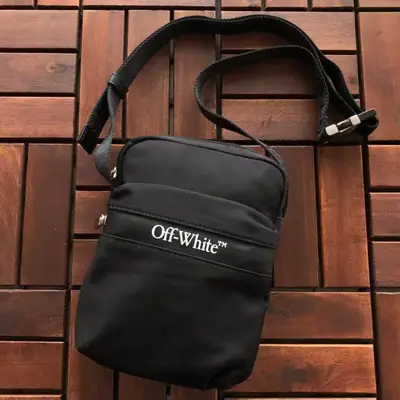 OFF-WHITE Tasche
