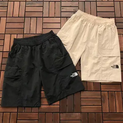 THE NORTH FACE Shorts