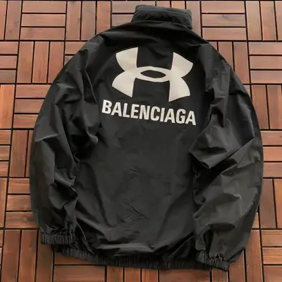 BALENCIAGA Jacke
