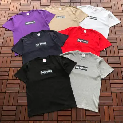 SUPREME T-Shirt