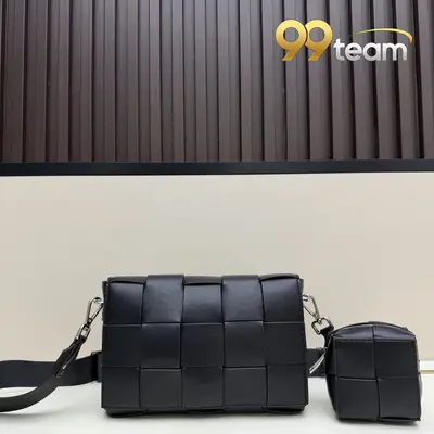 BOTTEGA VENETTA | Item ID: 20809