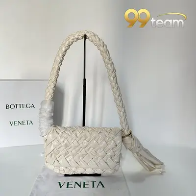 BOTTEGA VENETTA | Item ID: 20721
