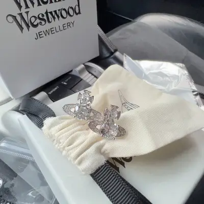 VIVIENNE WESTWOOD Schmuck