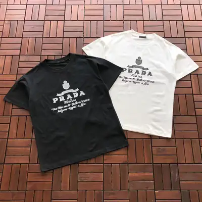 PRADA T-Shirt